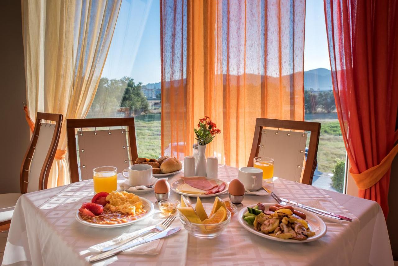Denny'S Inn Kalamákion 외부 사진